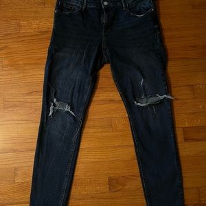Skinny jeans